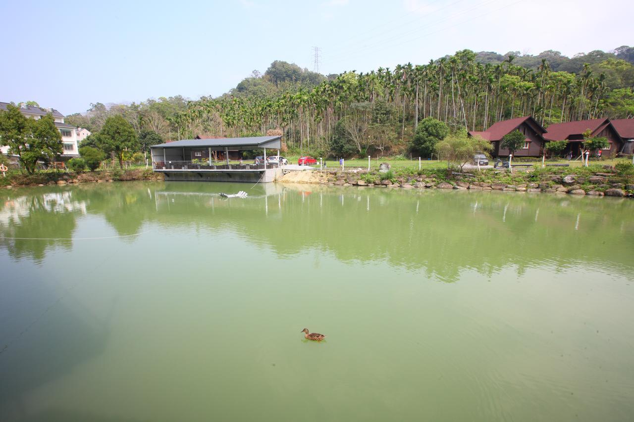 Double Lake B&B Zhushan Extérieur photo