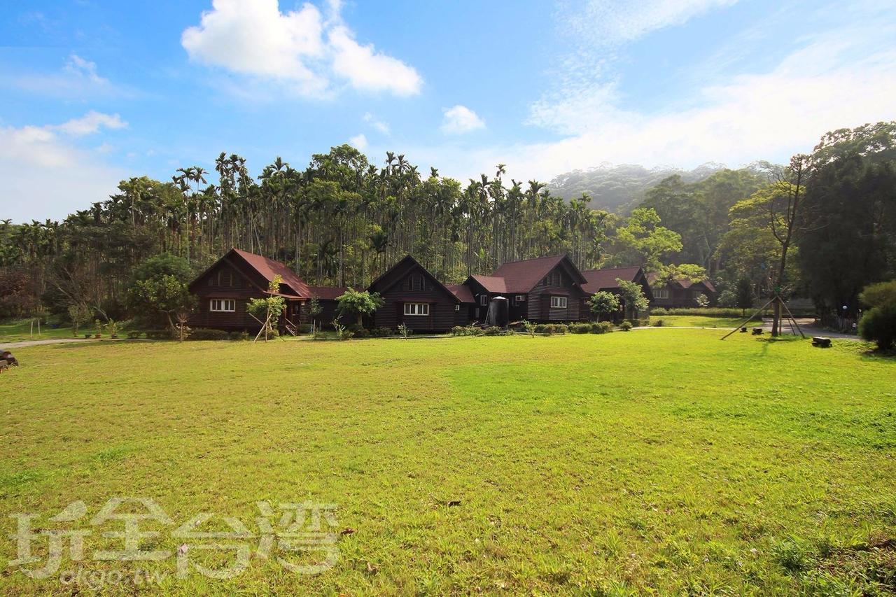 Double Lake B&B Zhushan Extérieur photo