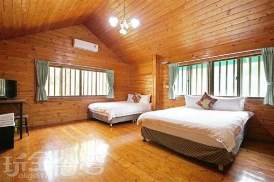 Double Lake B&B Zhushan Extérieur photo